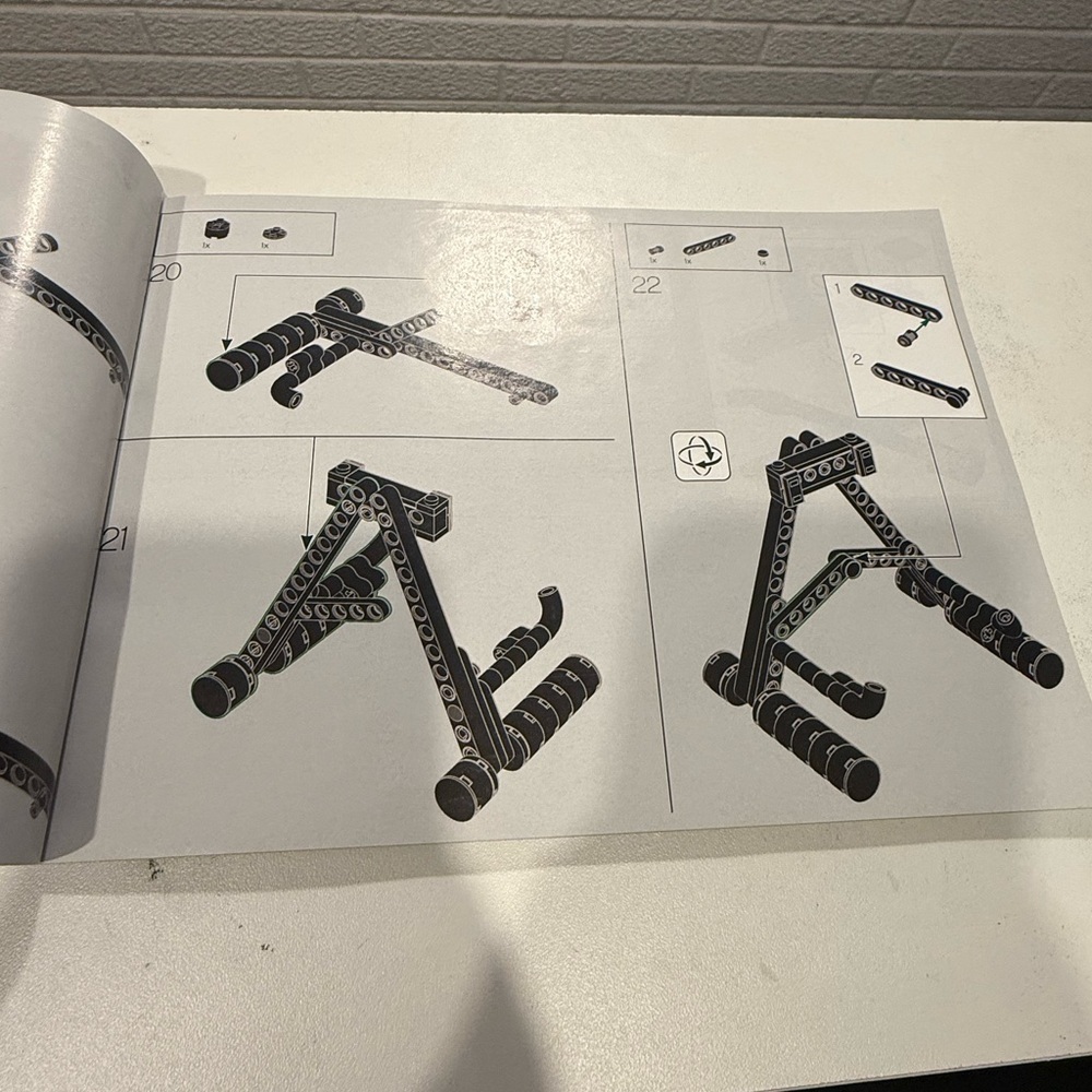 LEGO Fender Stratocaster 21329 Instruction manual ONLY - Picture 7 of 7